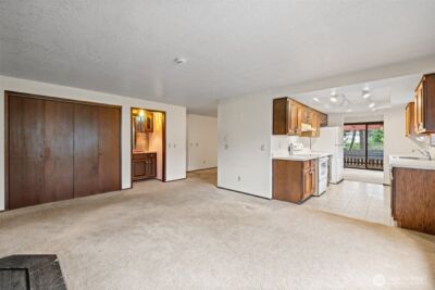 210 E Hawthorne Place , Port Angeles, WA 98362 - Photo 11