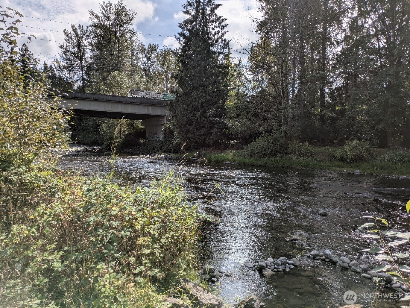 22521 SE 218th Street , Maple Valley, WA 98038-8001