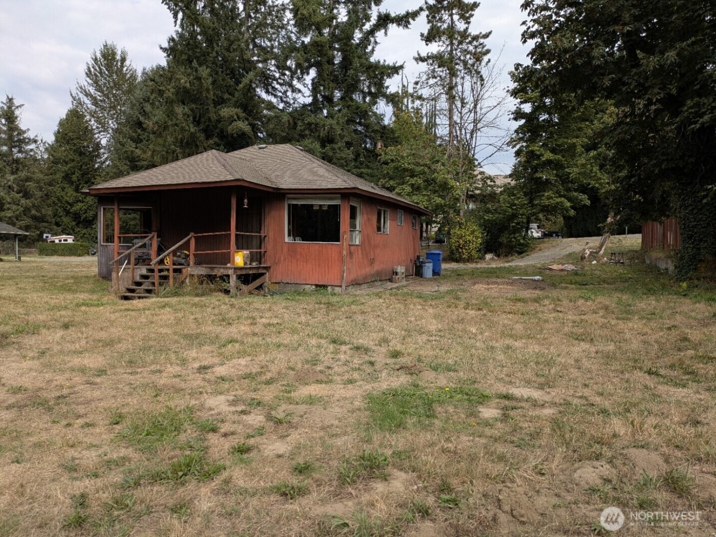 22521 SE 218th Street , Maple Valley, WA 98038-8001