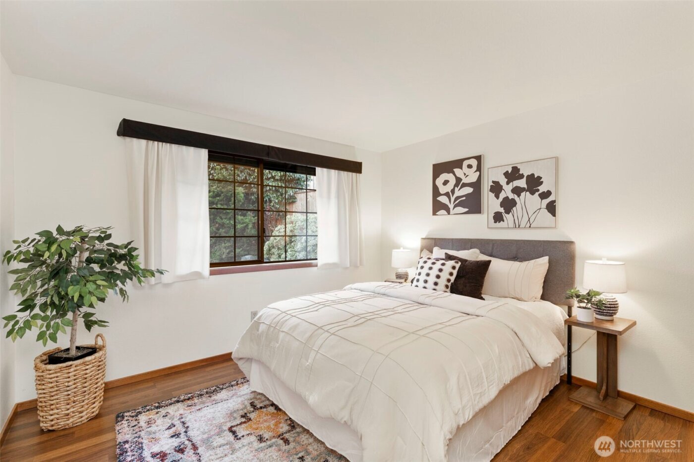 909 55th Street , Port Townsend, WA 98368