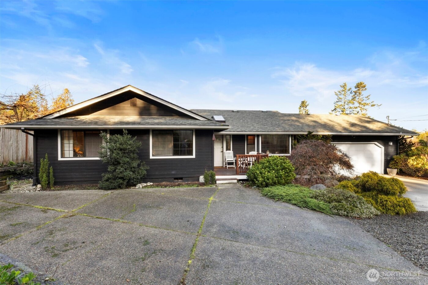 909 55th Street , Port Townsend, WA 98368