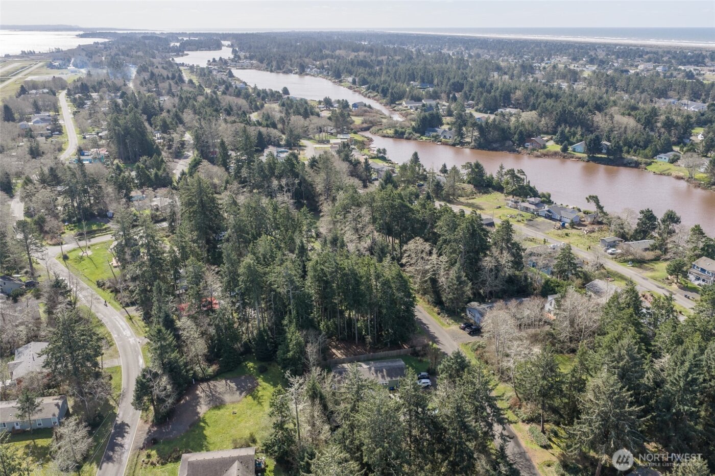 736 Chenois Avenue NE, Ocean Shores, WA 98569