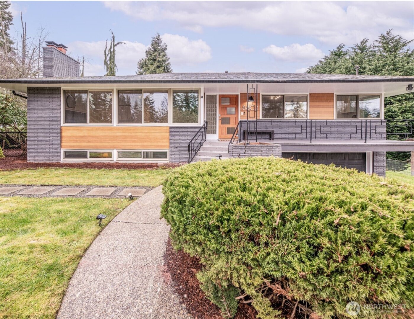 8802 Del Campo Drive , Everett, WA 98208