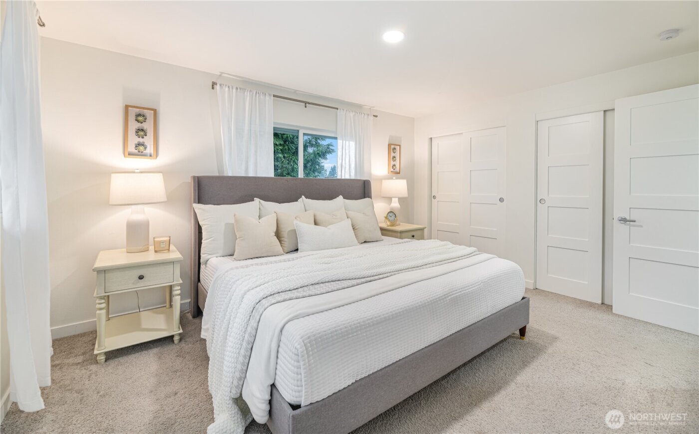 8802 Del Campo Drive , Everett, WA 98208