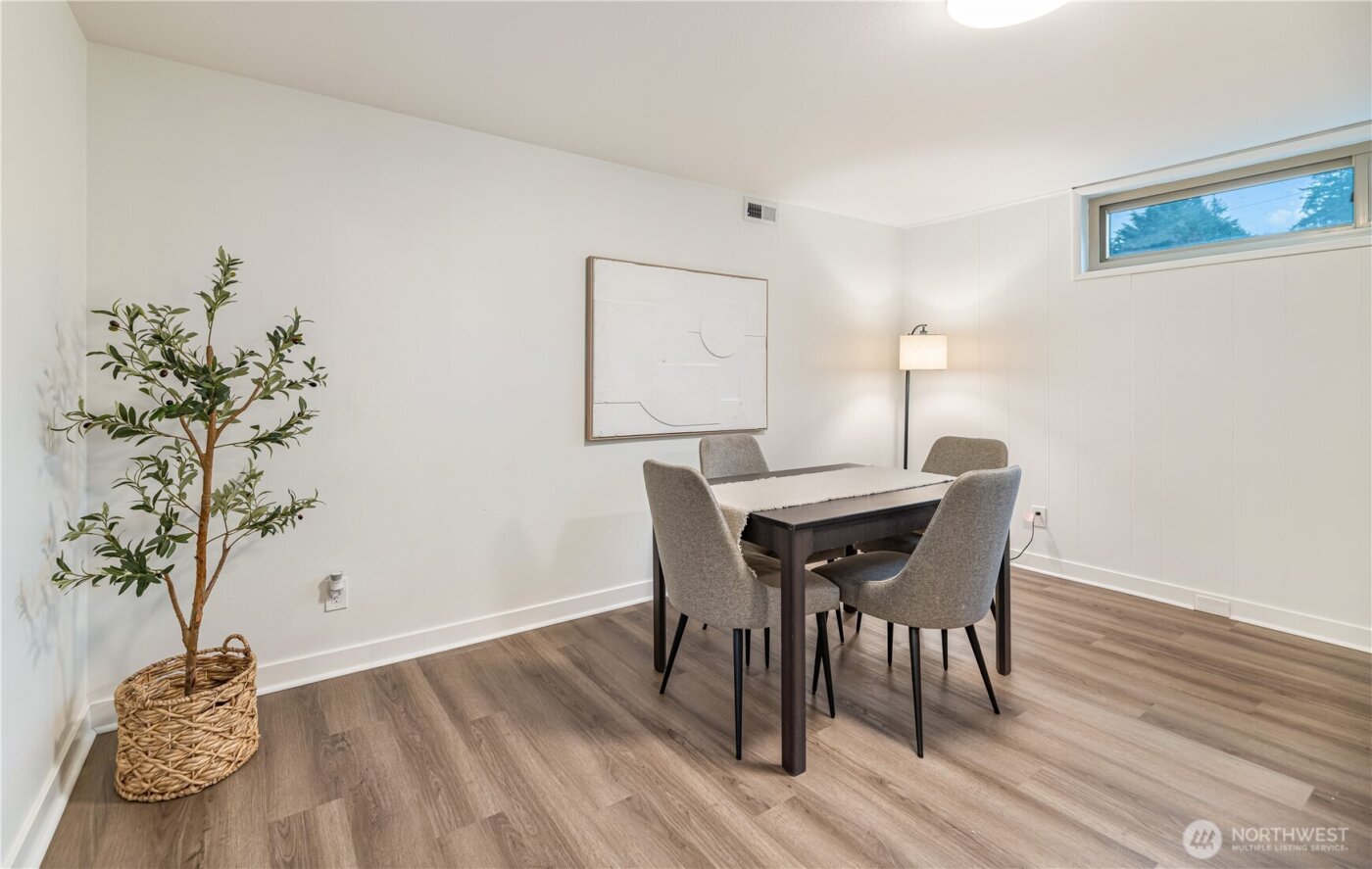 8802 Del Campo Drive , Everett, WA 98208