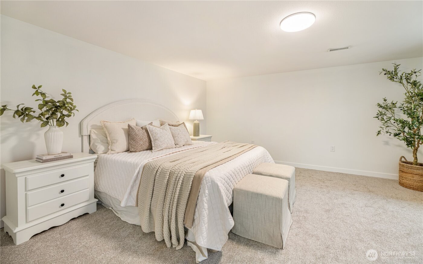 8802 Del Campo Drive , Everett, WA 98208