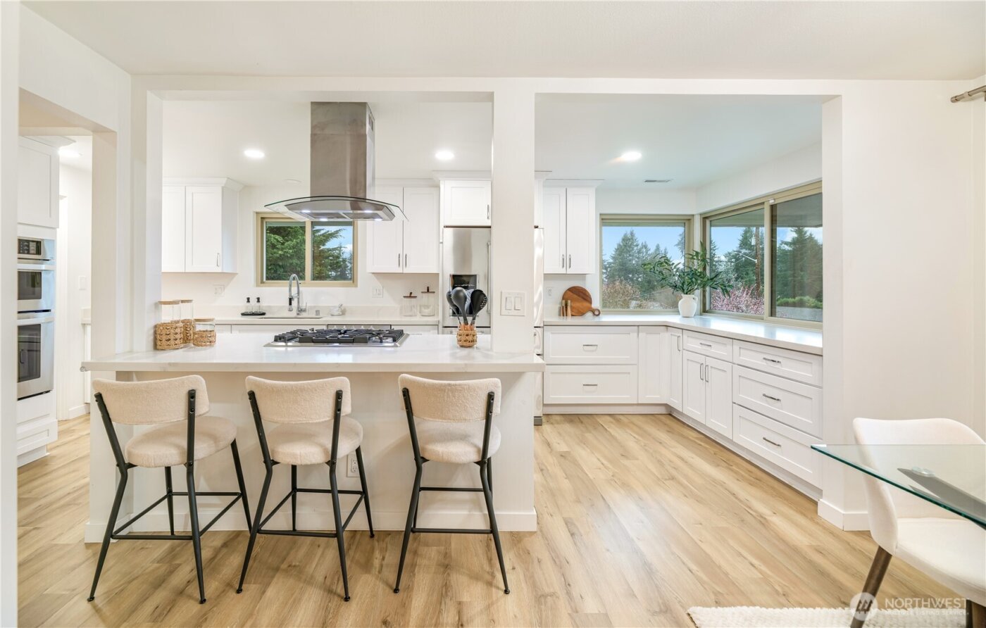 8802 Del Campo Drive , Everett, WA 98208