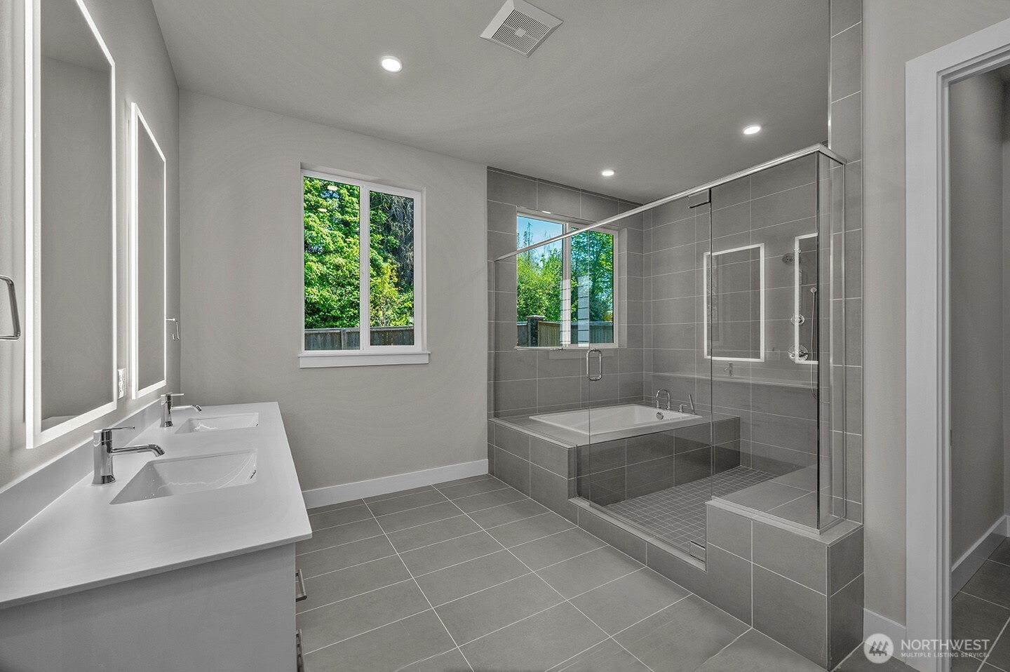 15011 NW 11th Place , Vancouver, WA 98685