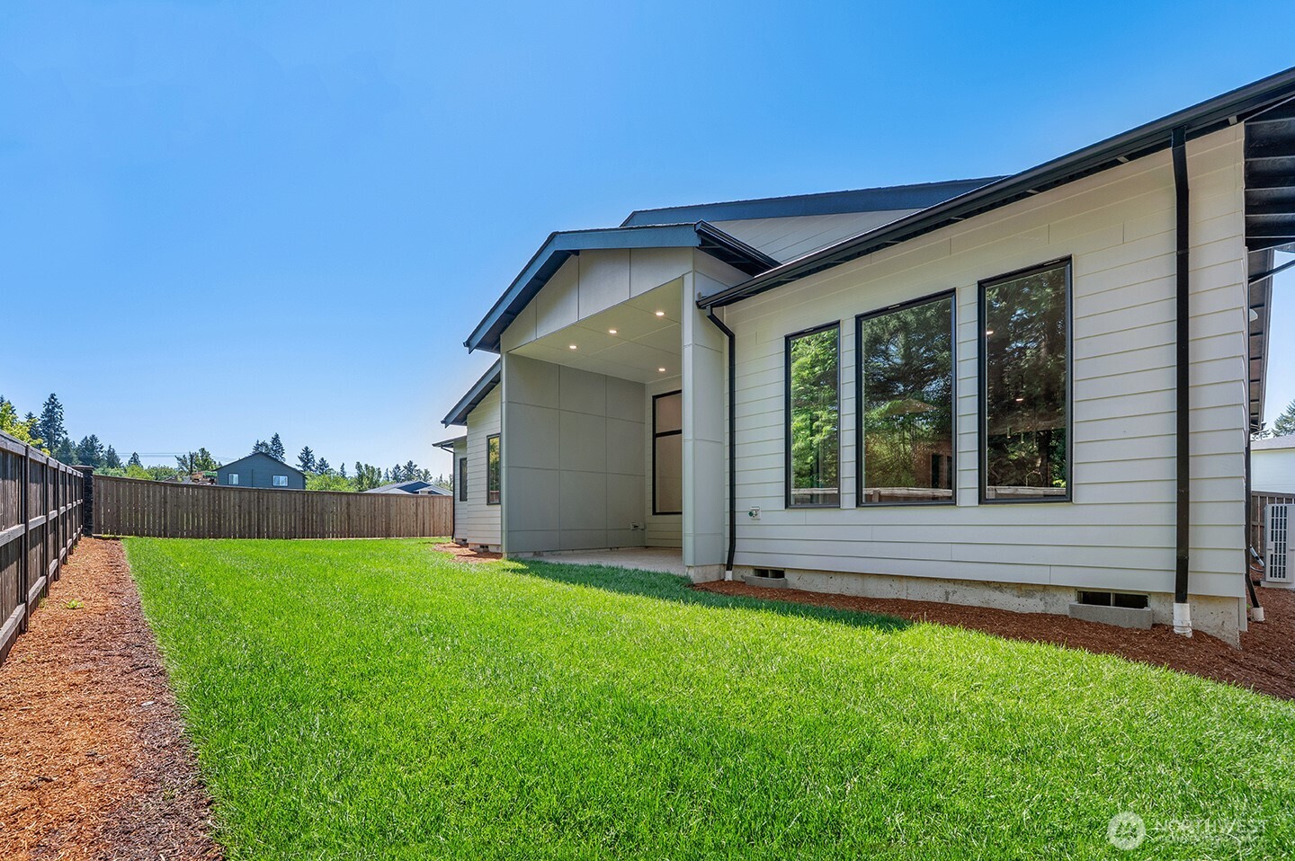 15011 NW 11th Place , Vancouver, WA 98685