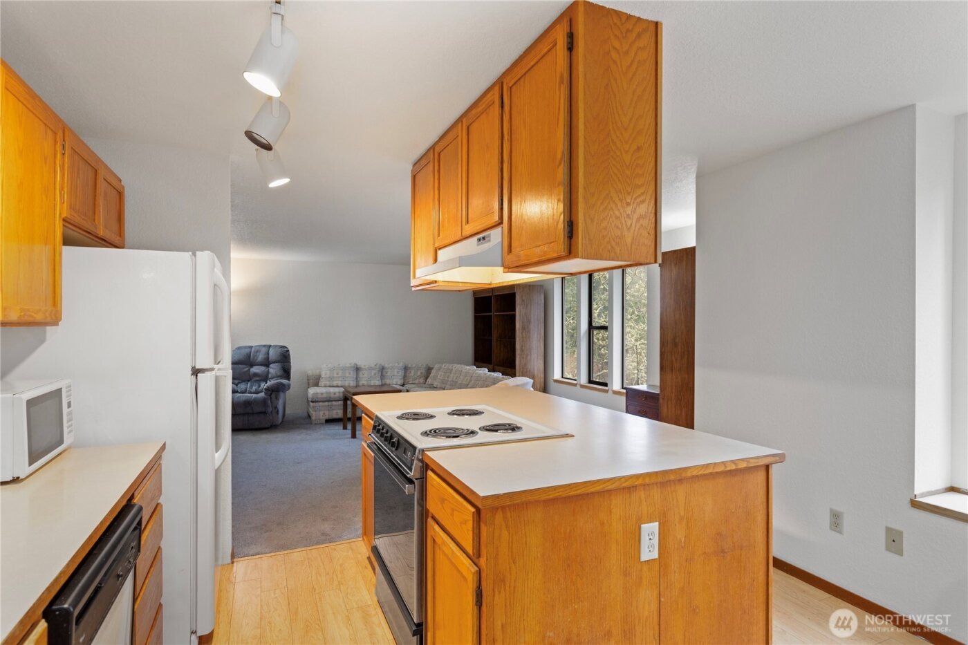 101 Chimacum Creek Drive , Port Hadlock, WA 98339