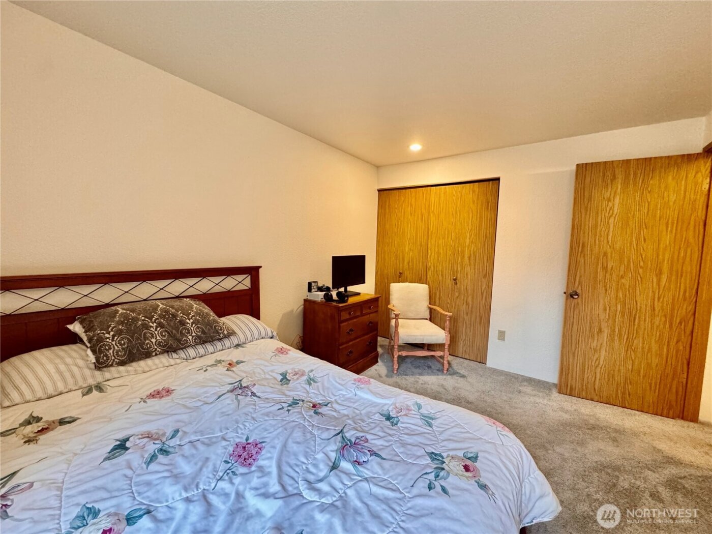 101 Chimacum Creek Drive , Port Hadlock, WA 98339