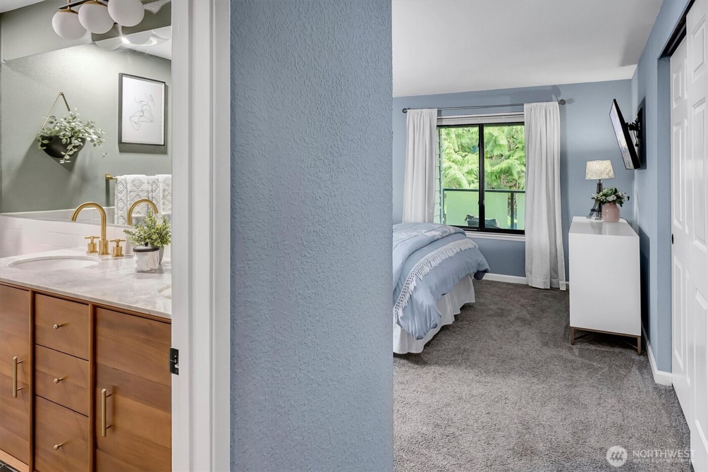 1819 N 107th Street #204, Seattle, WA 98133