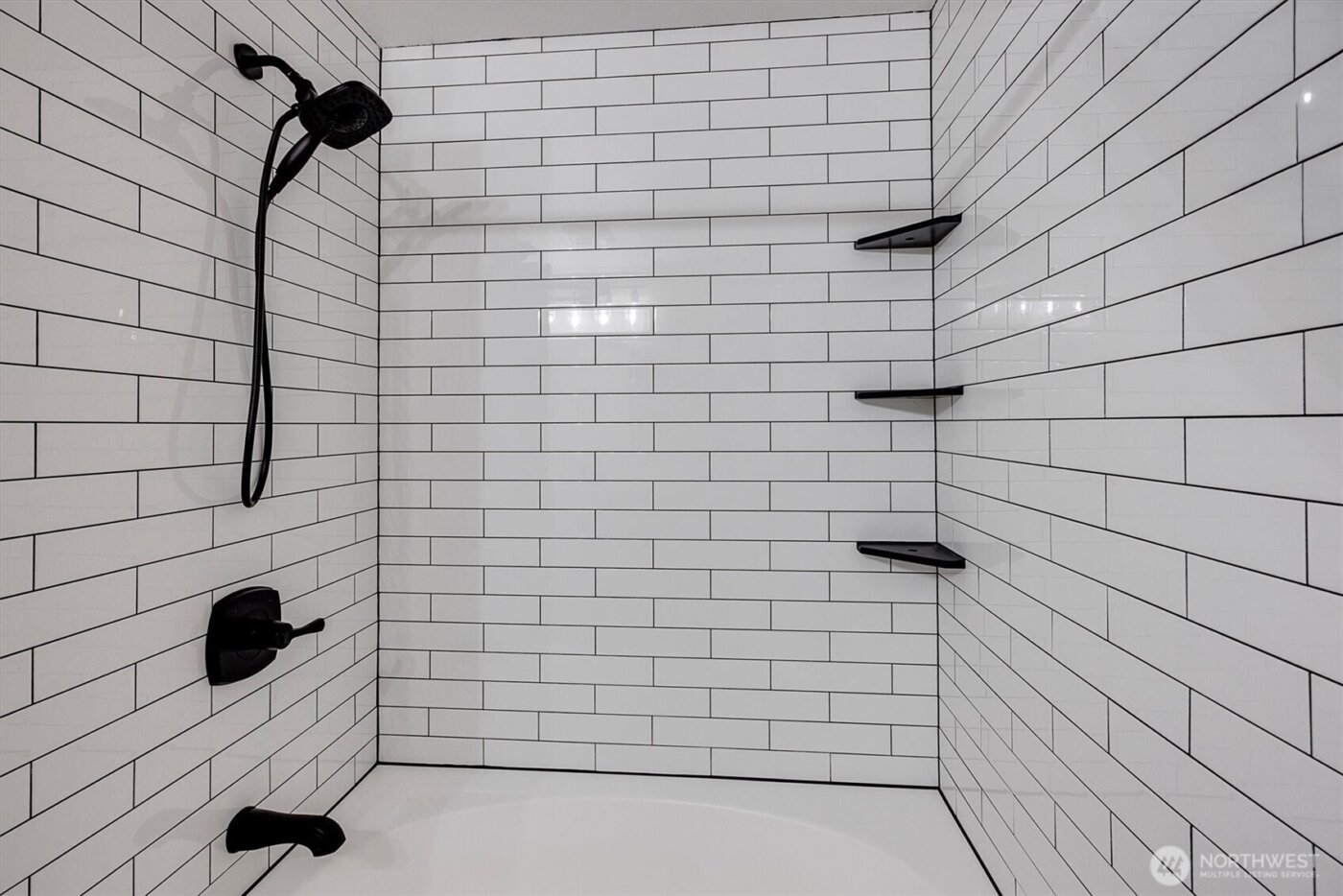 1819 N 107th Street #204, Seattle, WA 98133