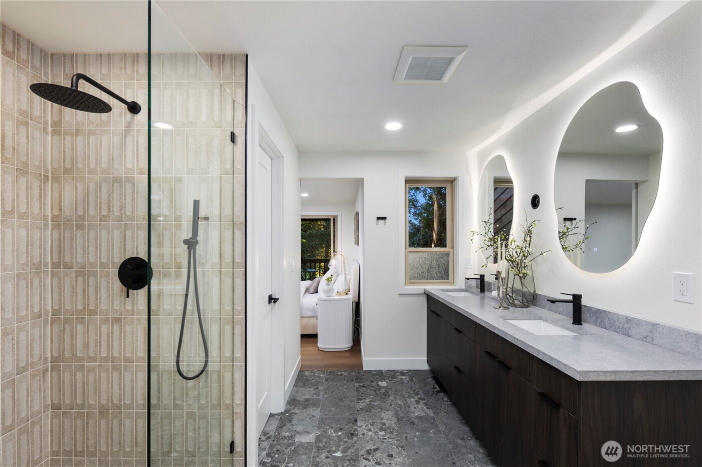 25510 SE 159th Street , Issaquah, WA 98027