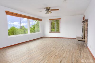 2205 S Meridian , Puyallup, WA 98374 - Photo 8