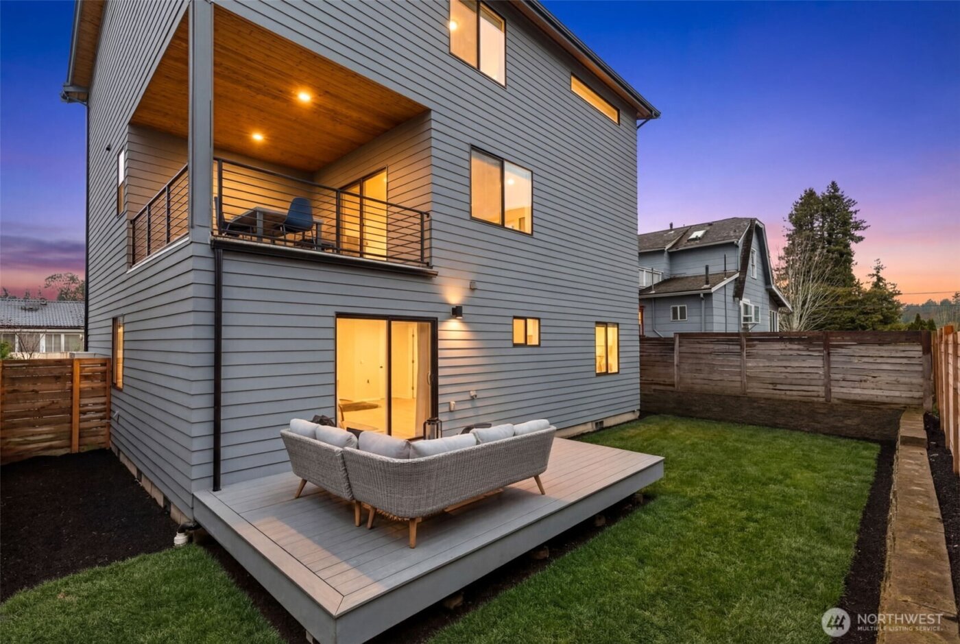 6738 21st Avenue SW, Seattle, WA 98106