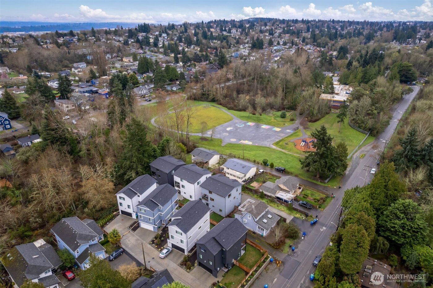 6738 21st Avenue SW, Seattle, WA 98106