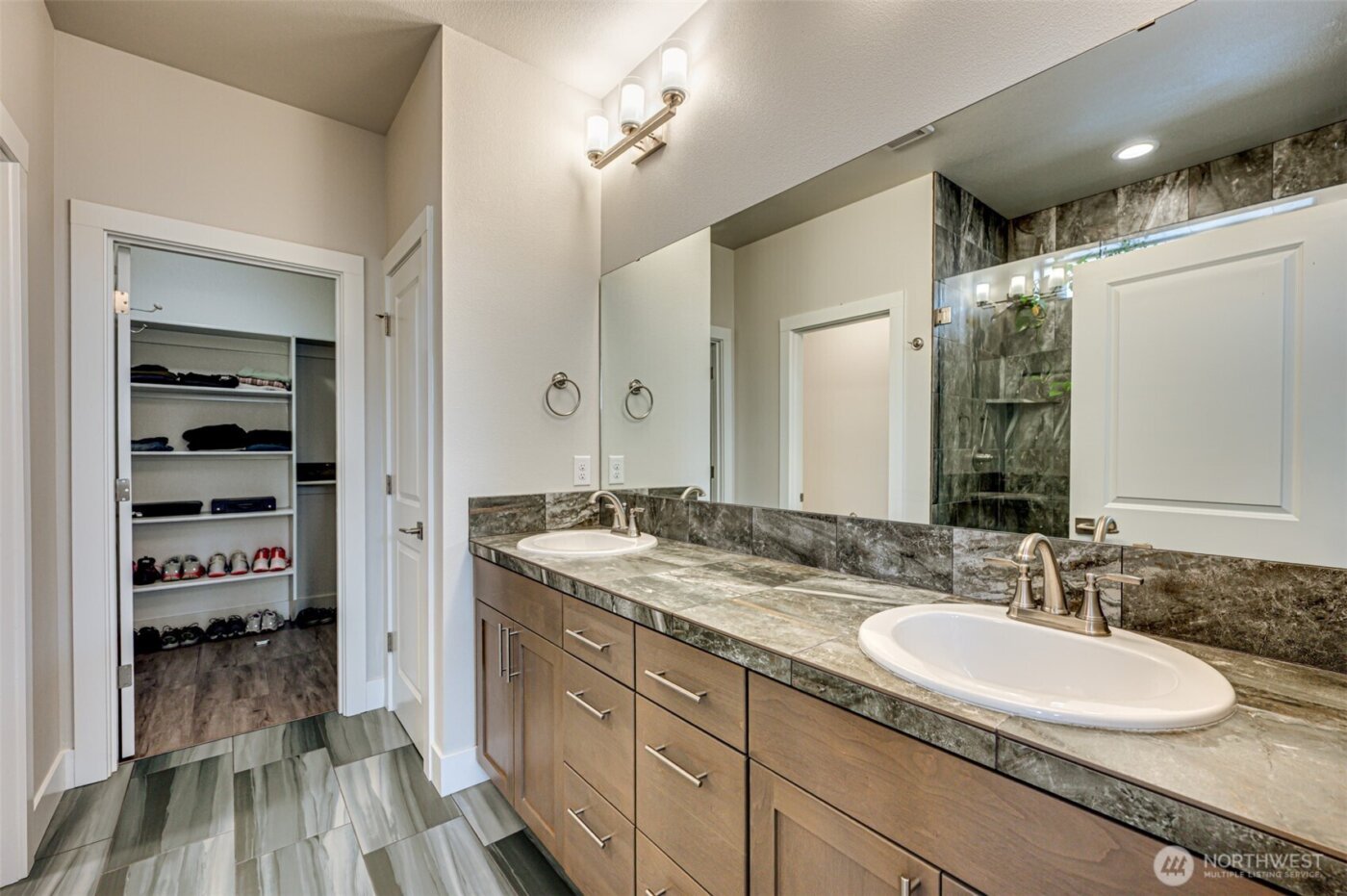 13605 NE 110th Way , Vancouver, WA 98682