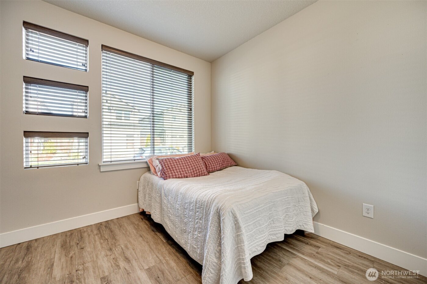 13605 NE 110th Way , Vancouver, WA 98682