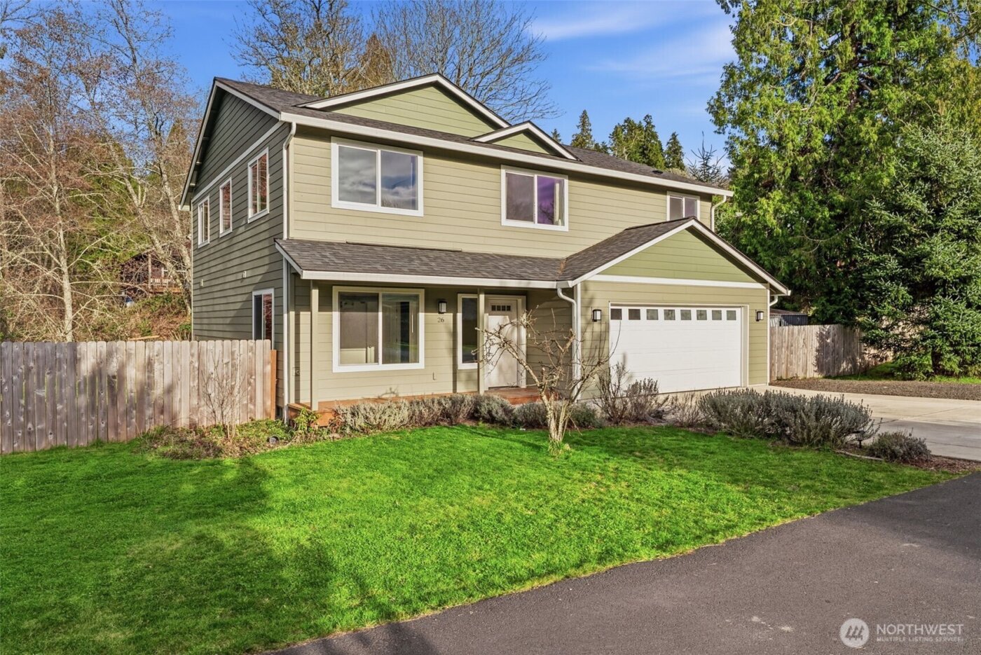 26 Marina Drive , Cathlamet, WA 98612