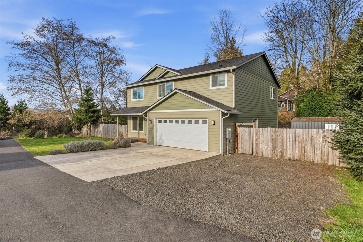 26 Marina Drive , Cathlamet, WA 98612