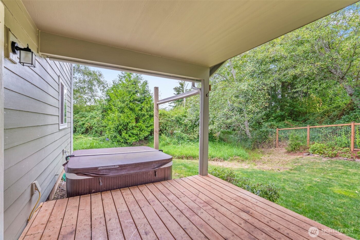 26 Marina Drive , Cathlamet, WA 98612