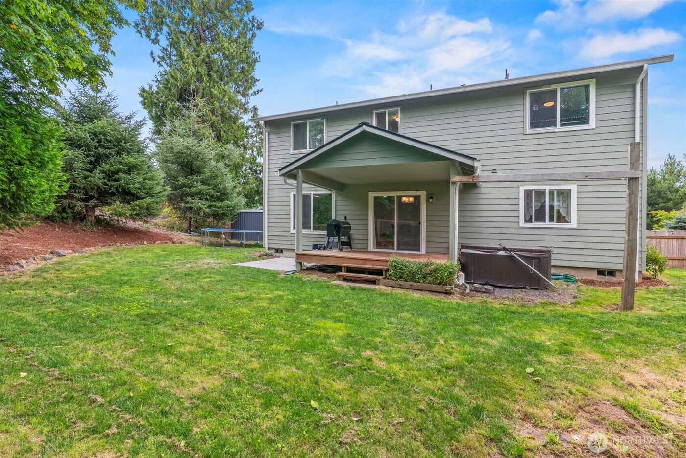 26 Marina Drive , Cathlamet, WA 98612