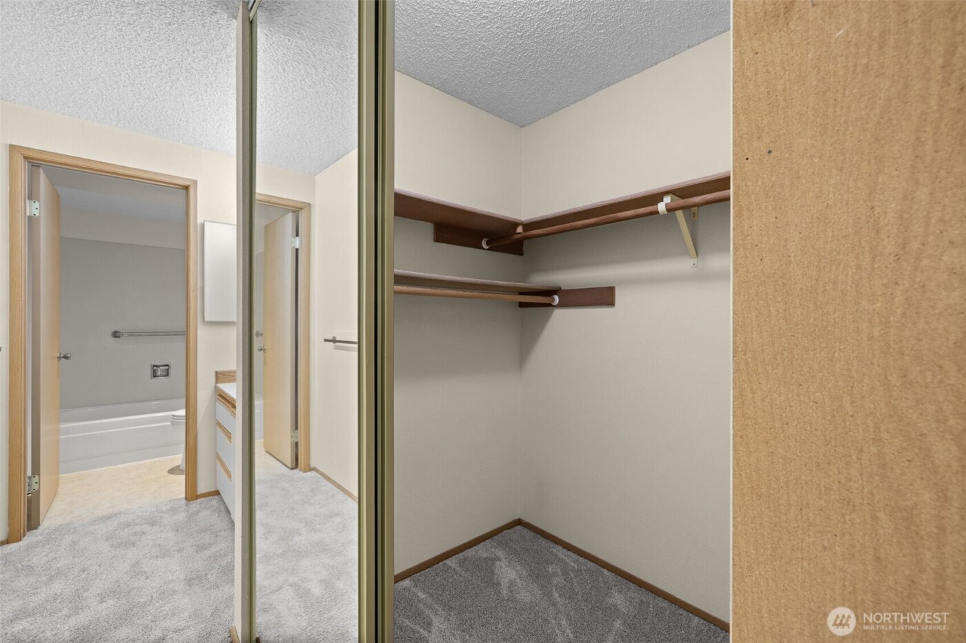 1239 SW 132nd Lane #822, Burien, WA 98146