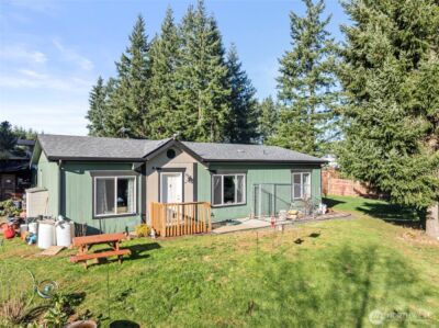 131 Silverthistle Road , Winlock, WA 98596