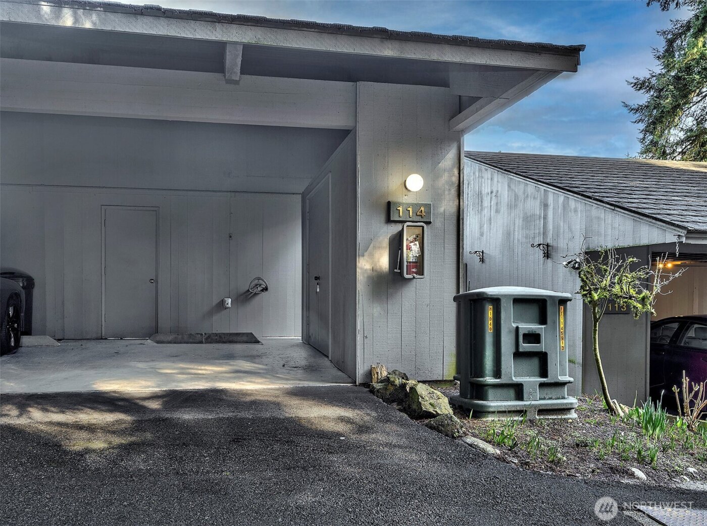 13872 NE 60th Way #114, Redmond, WA 98052