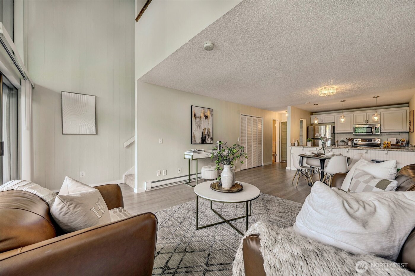13872 NE 60th Way #114, Redmond, WA 98052