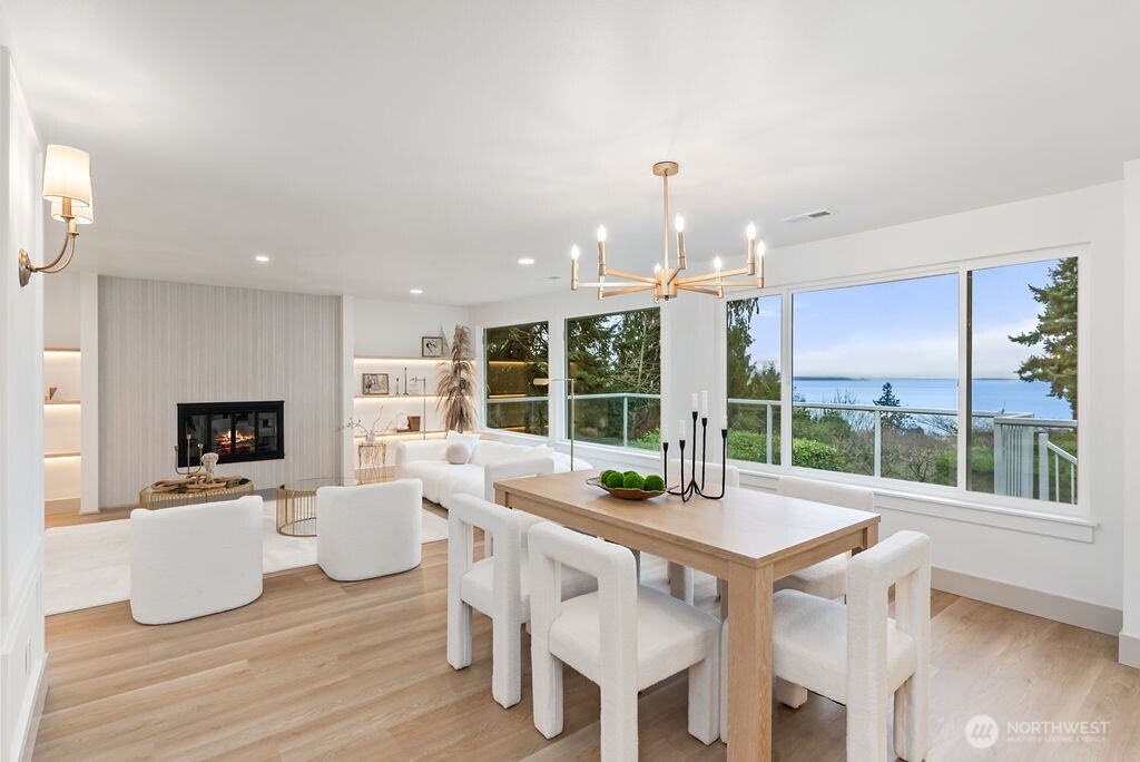 16858 76th Avenue W, Edmonds, WA 98026