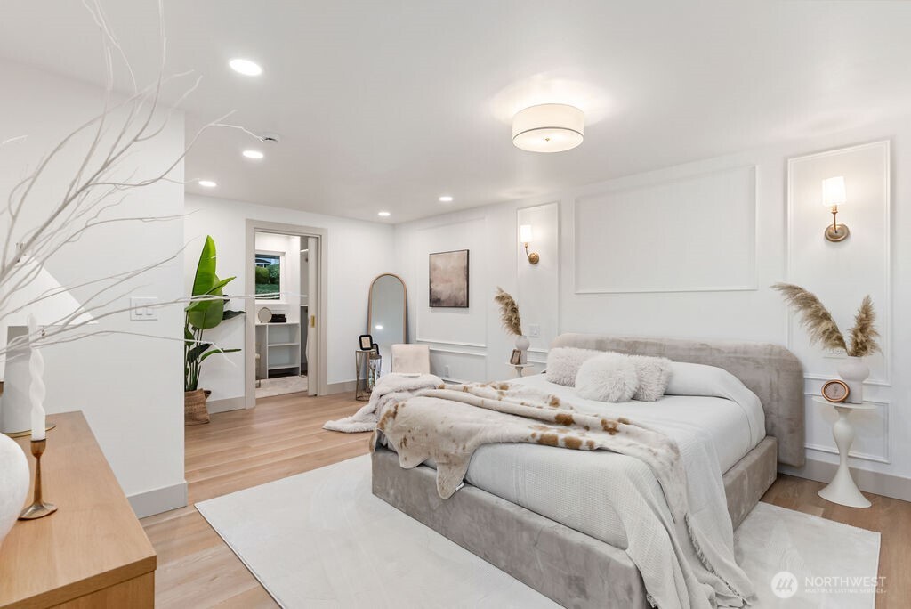 16858 76th Avenue W, Edmonds, WA 98026