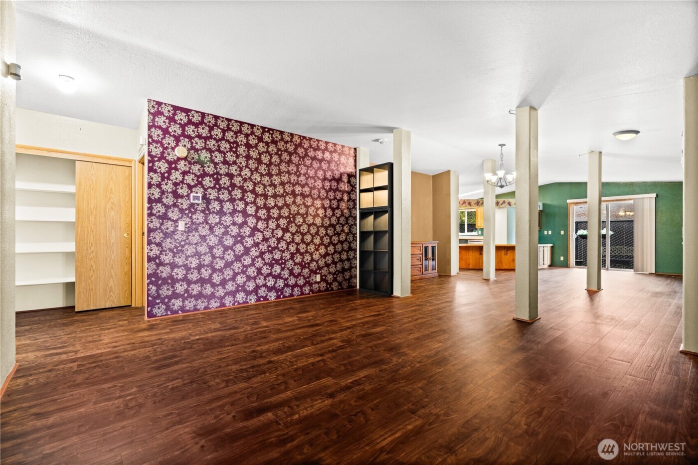 6827 Holmes Island Road SE, Lacey, WA 98503