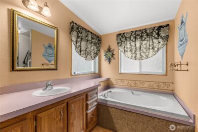 6827 Holmes Island Road SE, Lacey, WA 98503 - Photo 22