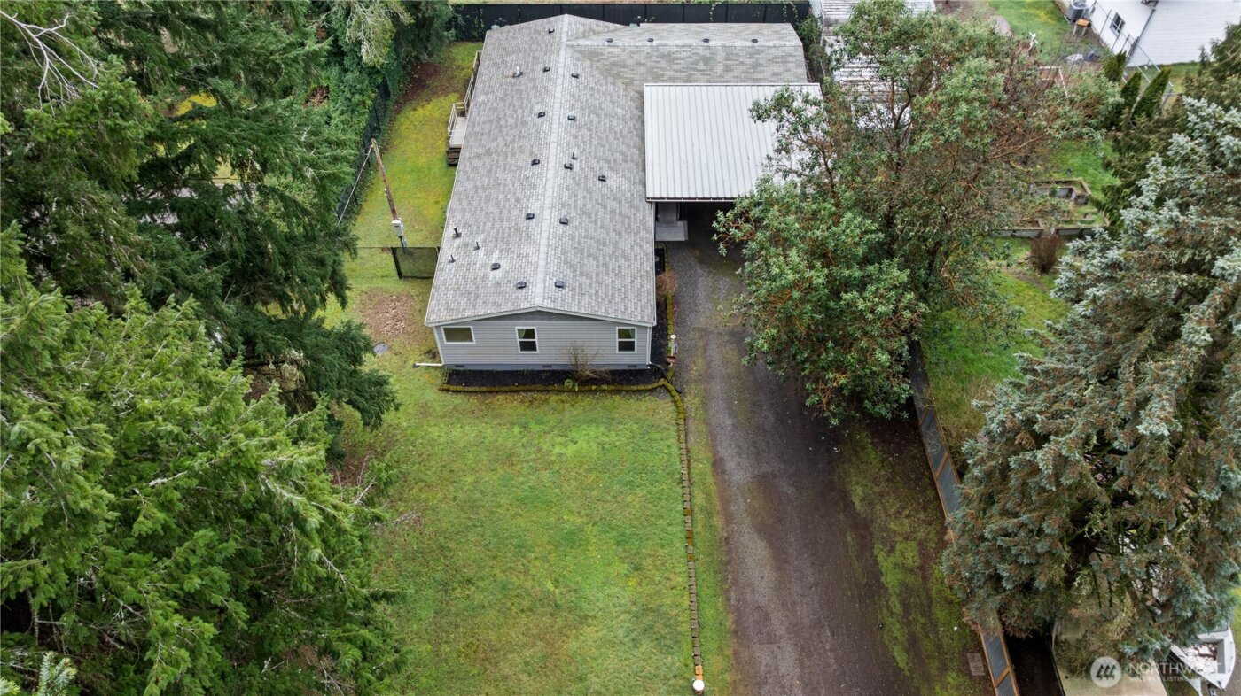 6827 Holmes Island Road SE, Lacey, WA 98503