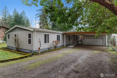 6827 Holmes Island Road SE, Lacey, WA 98503 - Photo 4