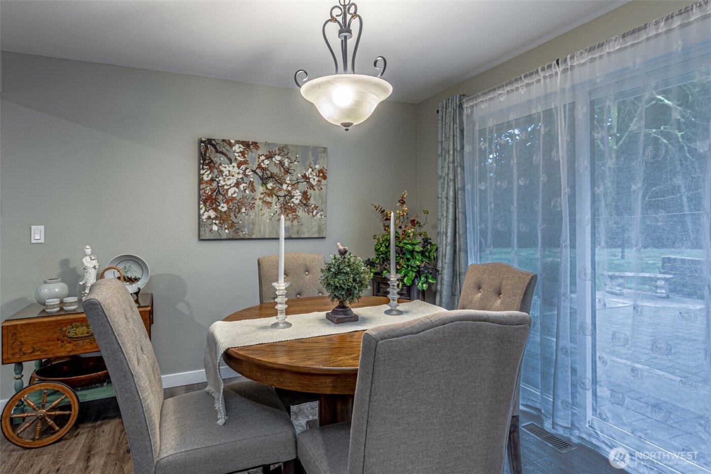 3614 West Tapps Drive E, Lake Tapps, WA 98391