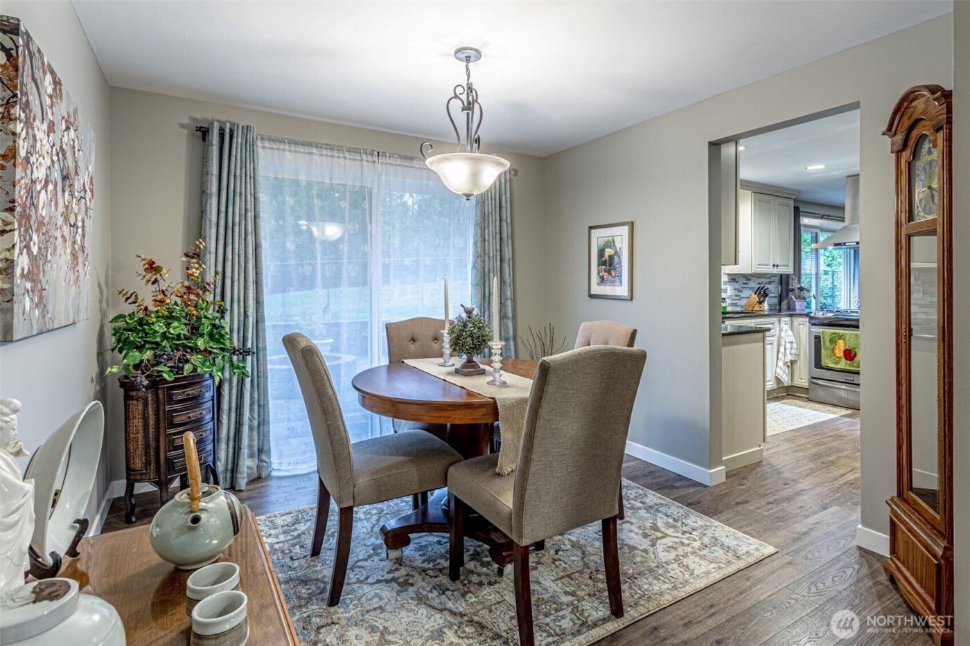 3614 West Tapps Drive E, Lake Tapps, WA 98391