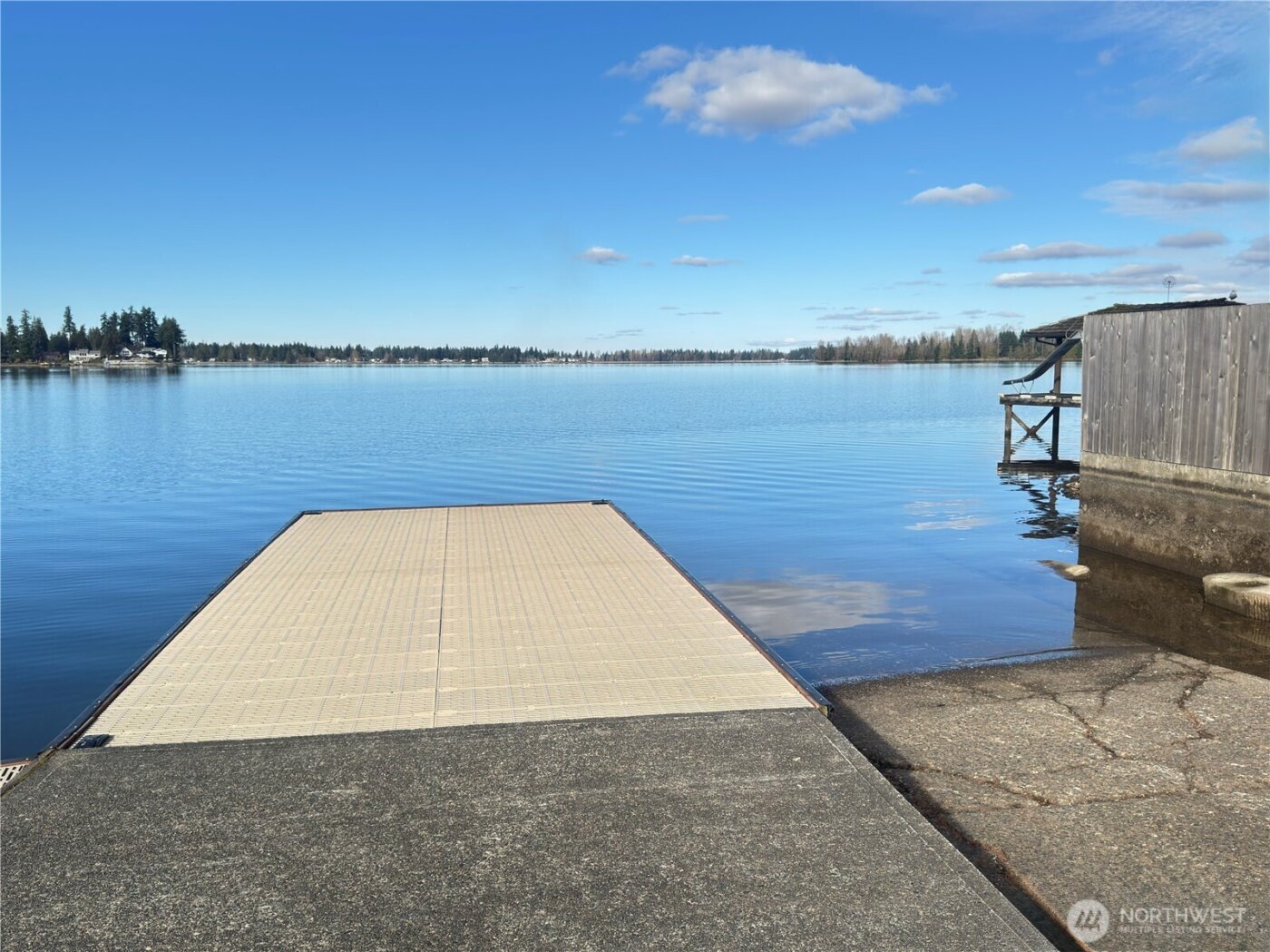 3614 West Tapps Drive E, Lake Tapps, WA 98391