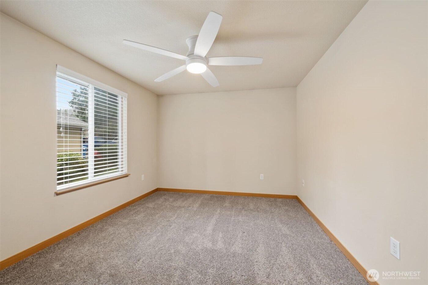 321 ROLLINGWOOD Road , Kelso, WA 98626