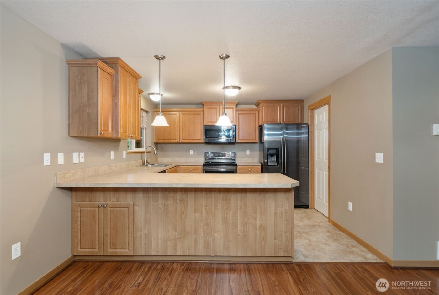 321 ROLLINGWOOD Road , Kelso, WA 98626