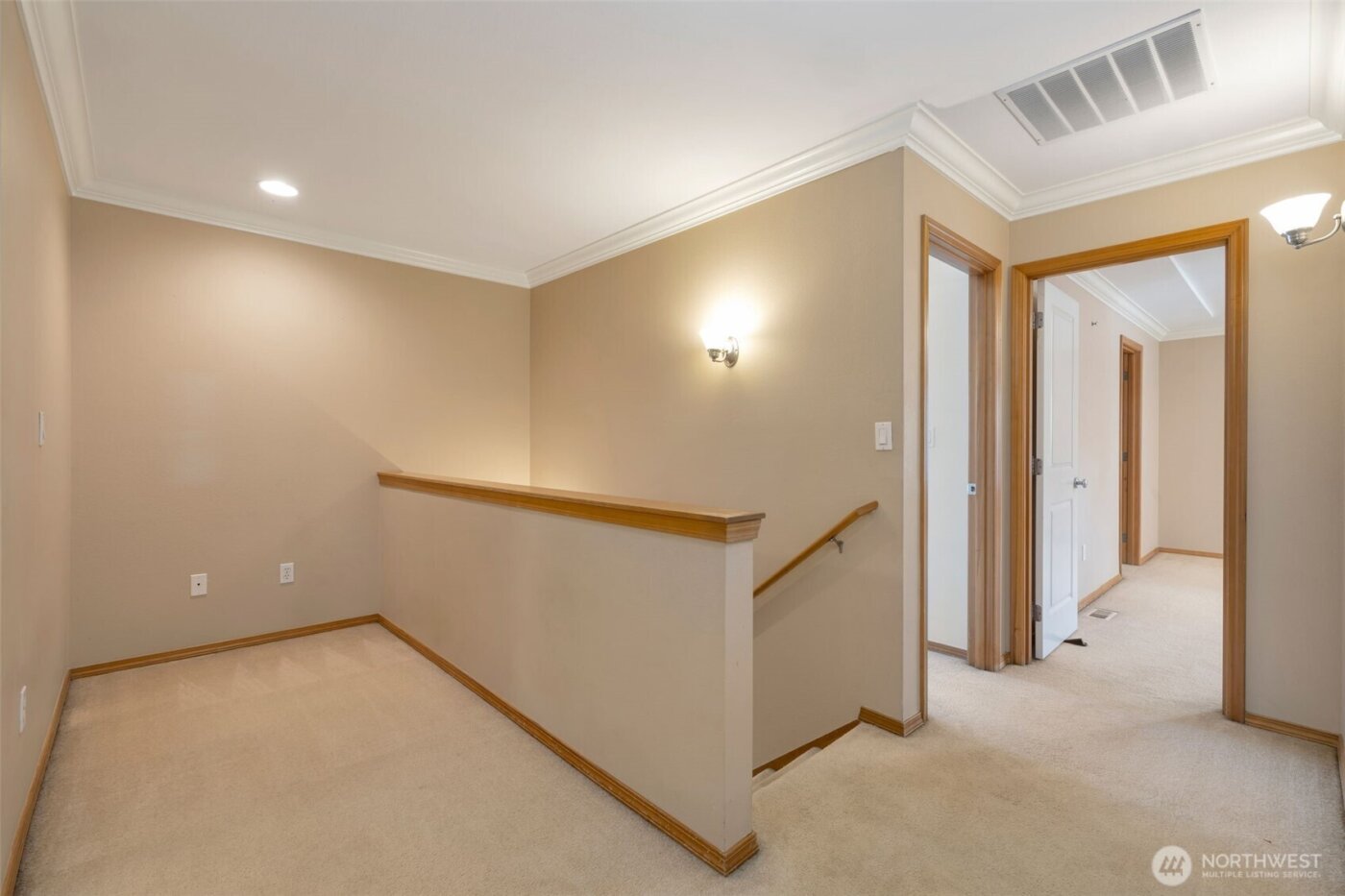 2530 10th Street SW, Puyallup, WA 98373