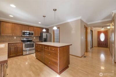 2530 10th Street SW, Puyallup, WA 98373 - Photo 6