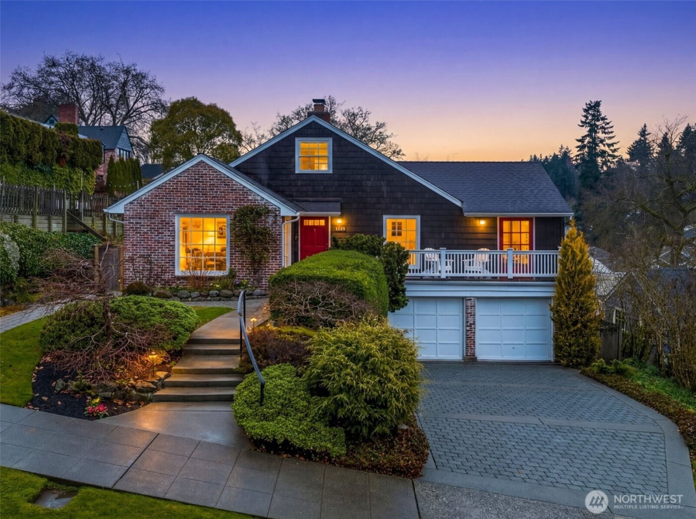 4812 NE 42nd Street , Seattle, WA 98105