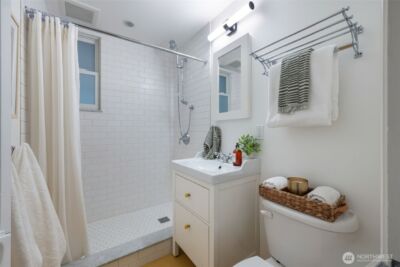 4812 NE 42nd Street , Seattle, WA 98105 - Photo 21