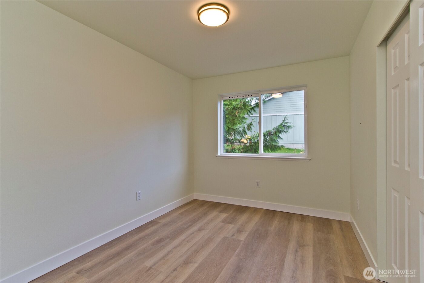 6417 E Michigan Street , Port Orchard, WA 98366