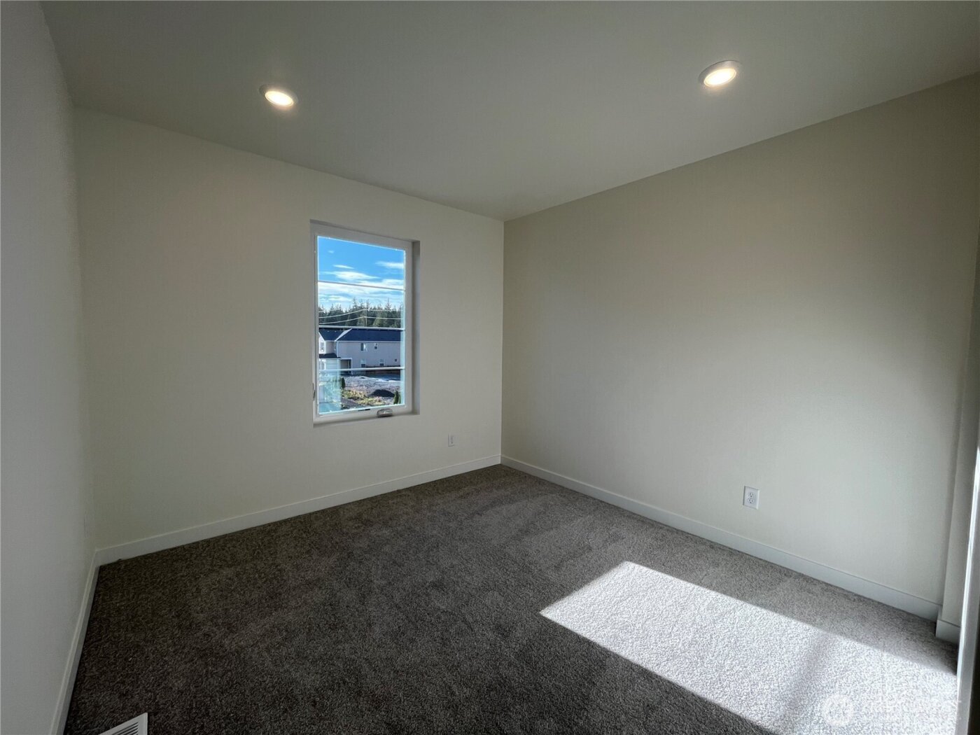 1972 NW Meadowview Drive #4, Poulsbo, WA 98370