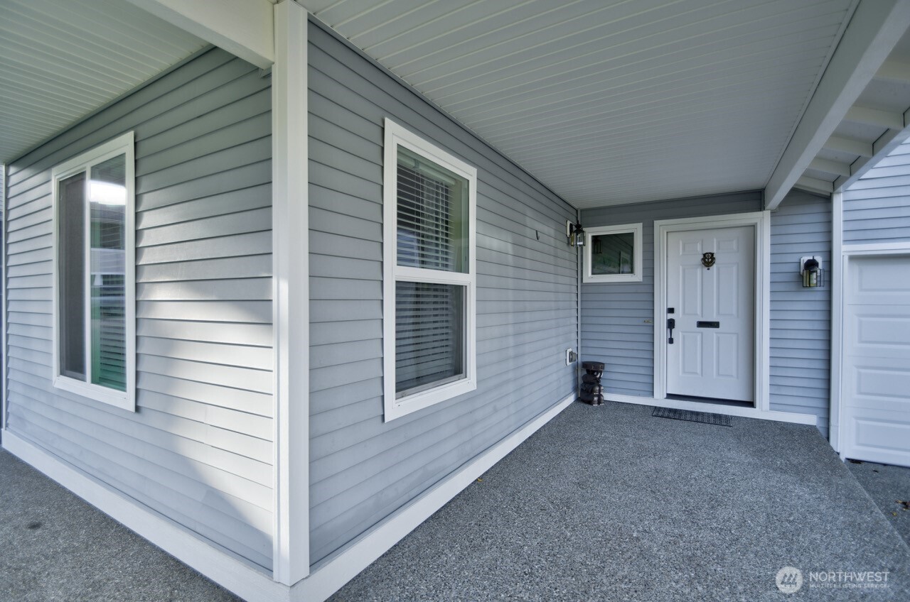 3172 Sheaser Way , Dupont, WA 98327