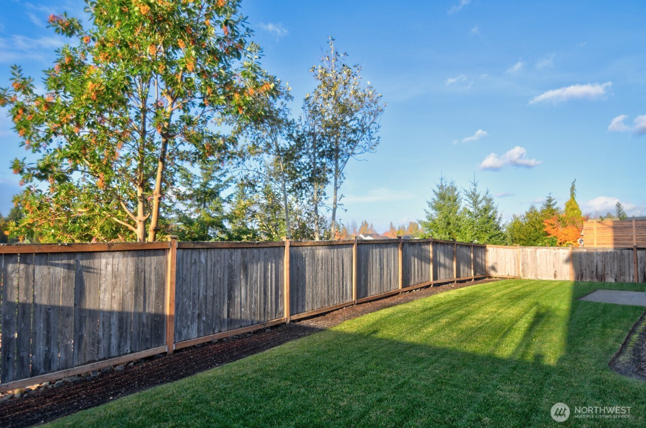 3172 Sheaser Way , Dupont, WA 98327